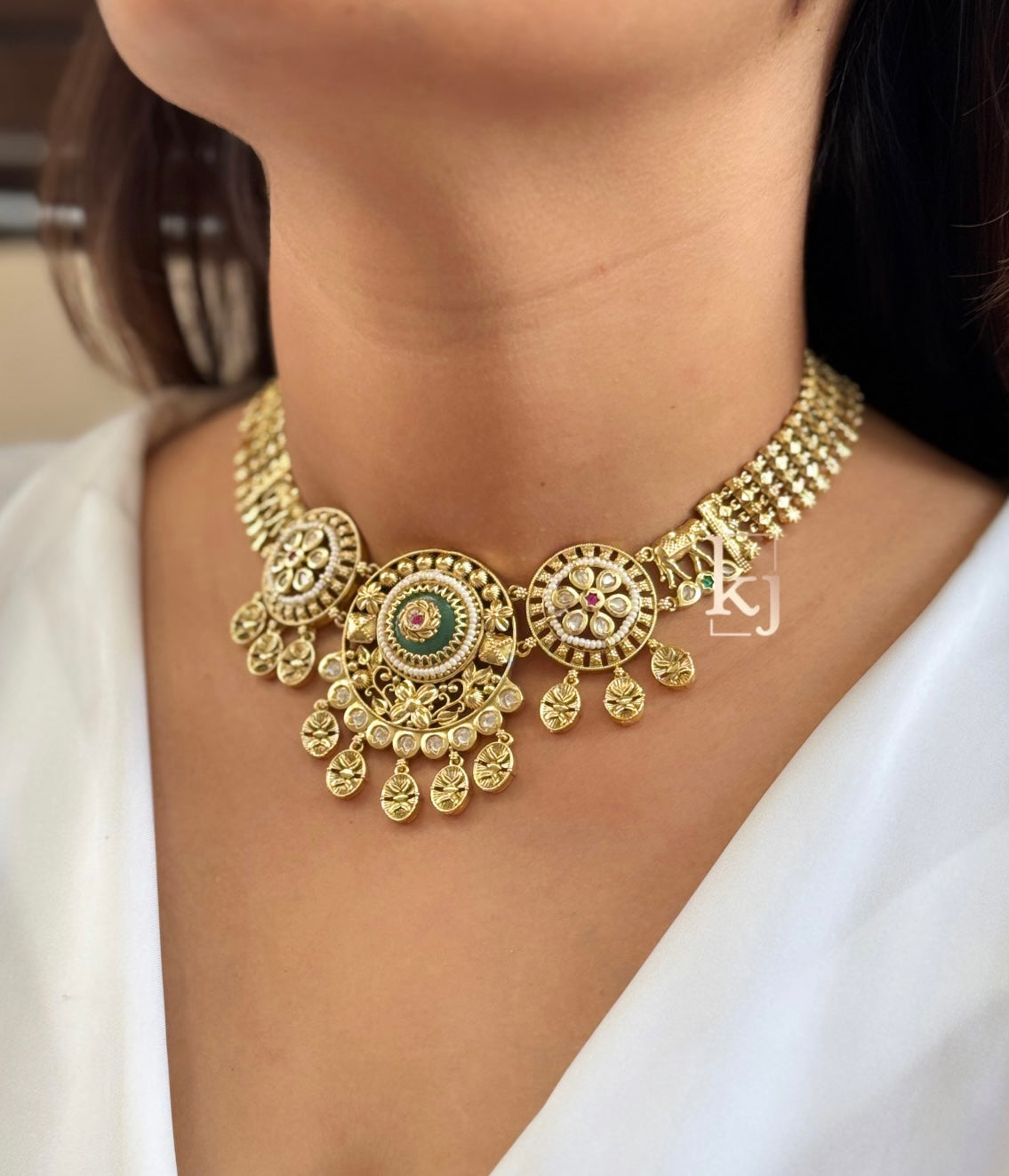 Ilaavani necklace set
