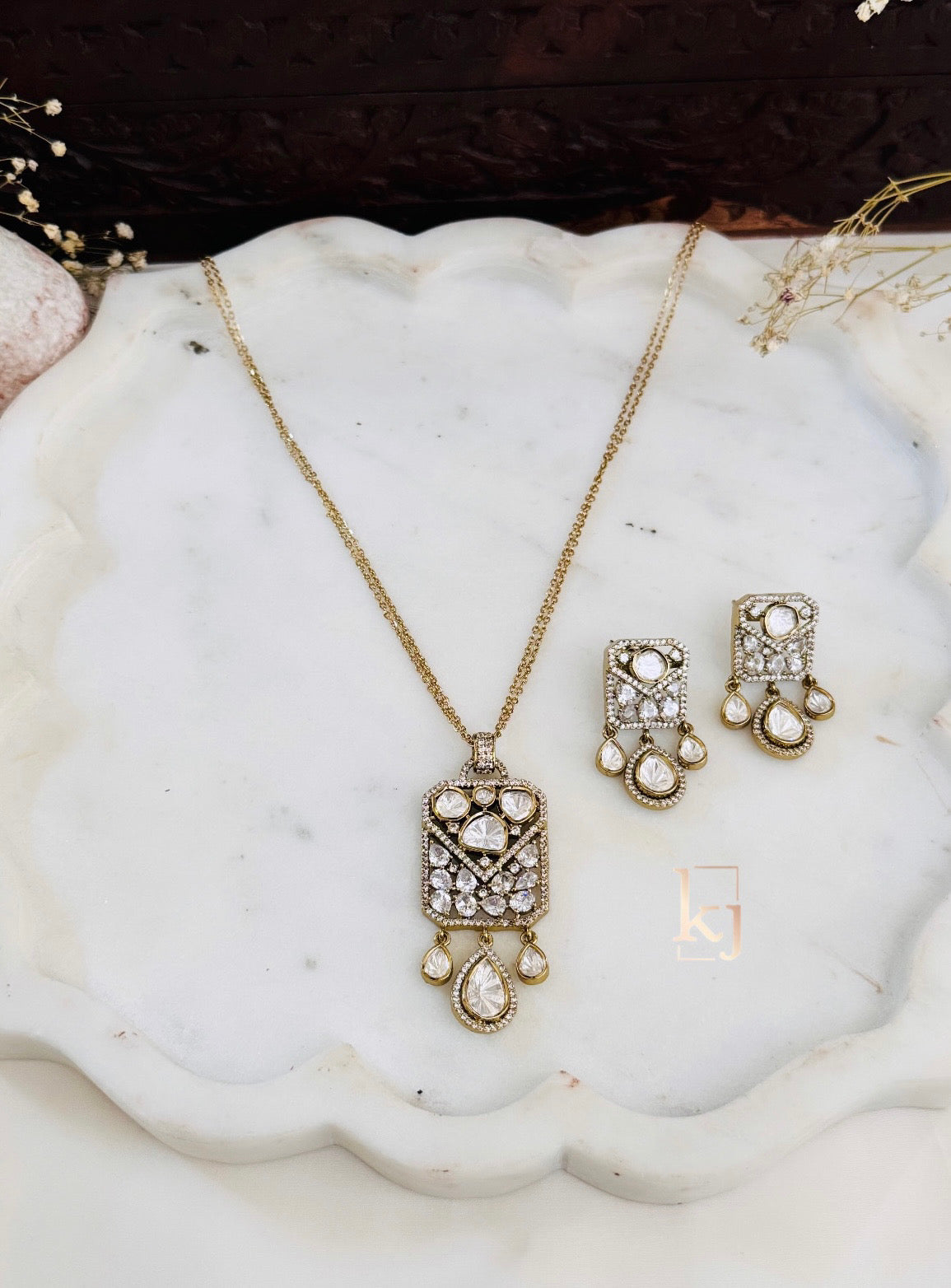 Livia elegant set