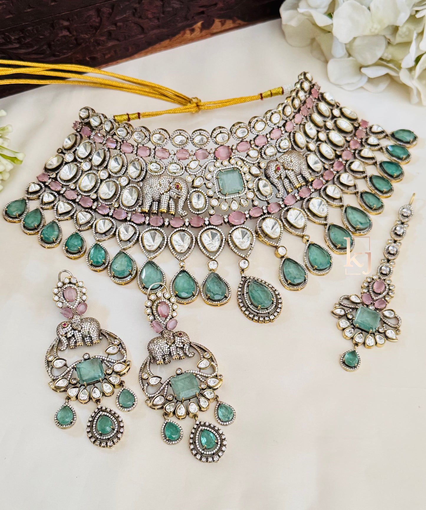 Giza bridal choker set