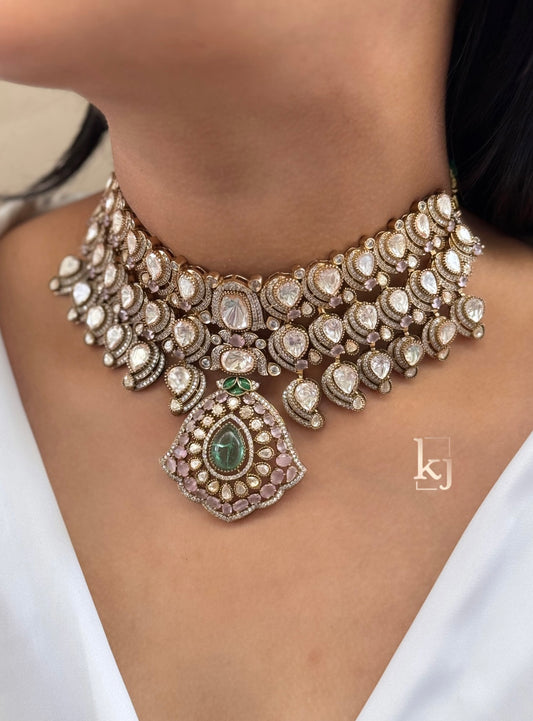 Elsepeth choker set