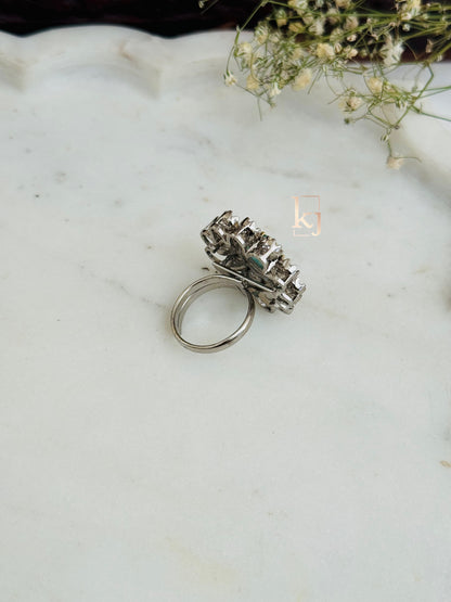Diva ring