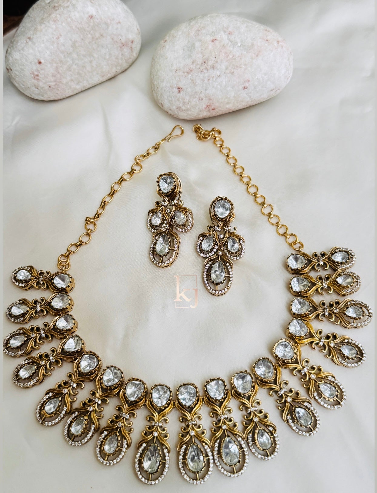 Blakely Necklace set