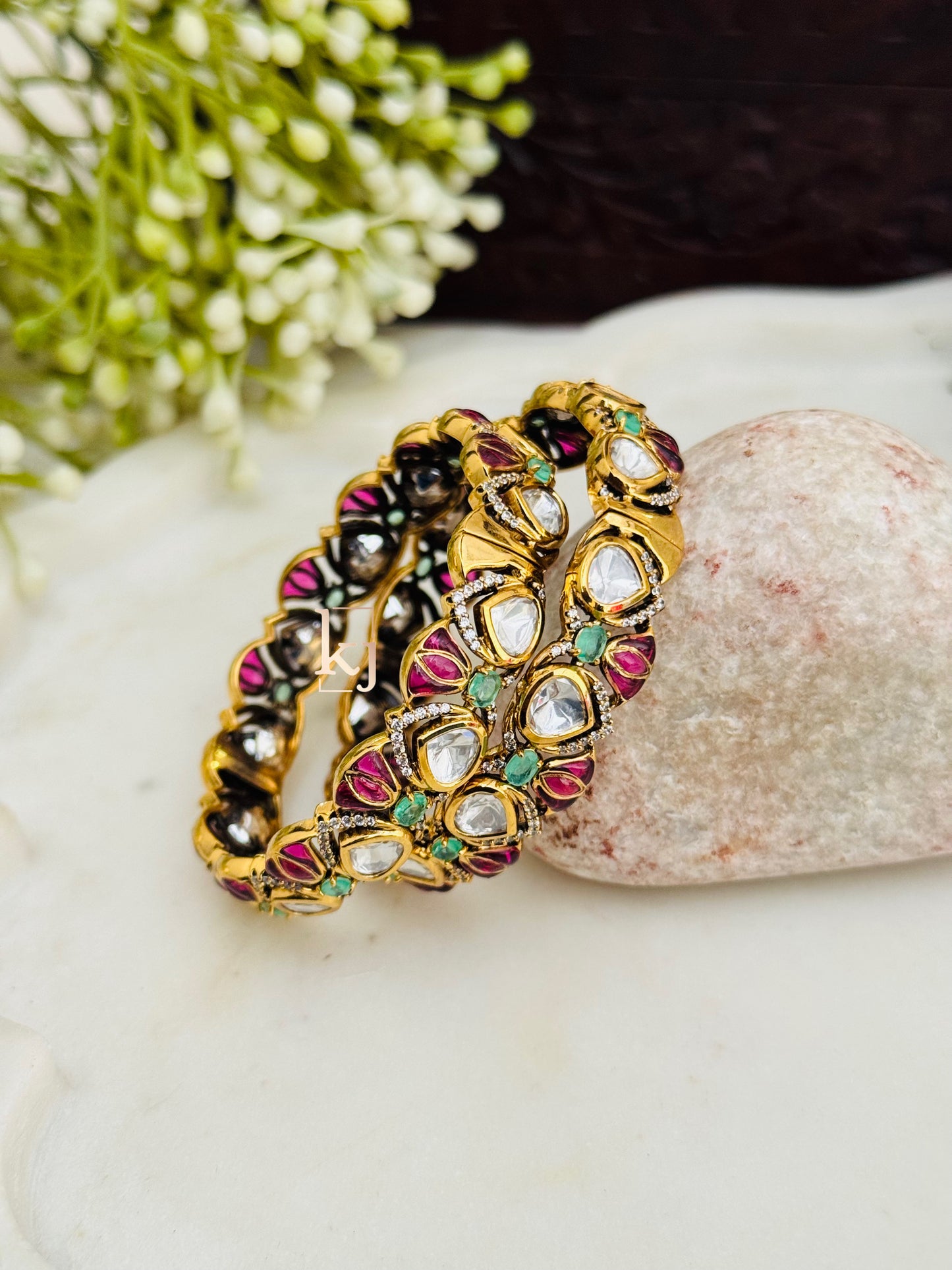 Aarini bangles set size 2.2, 2.4