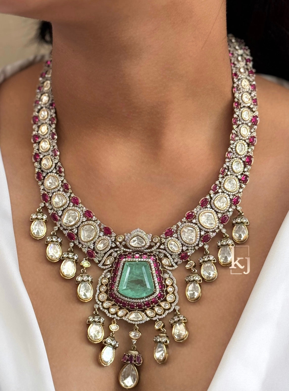 Leigh necklace set