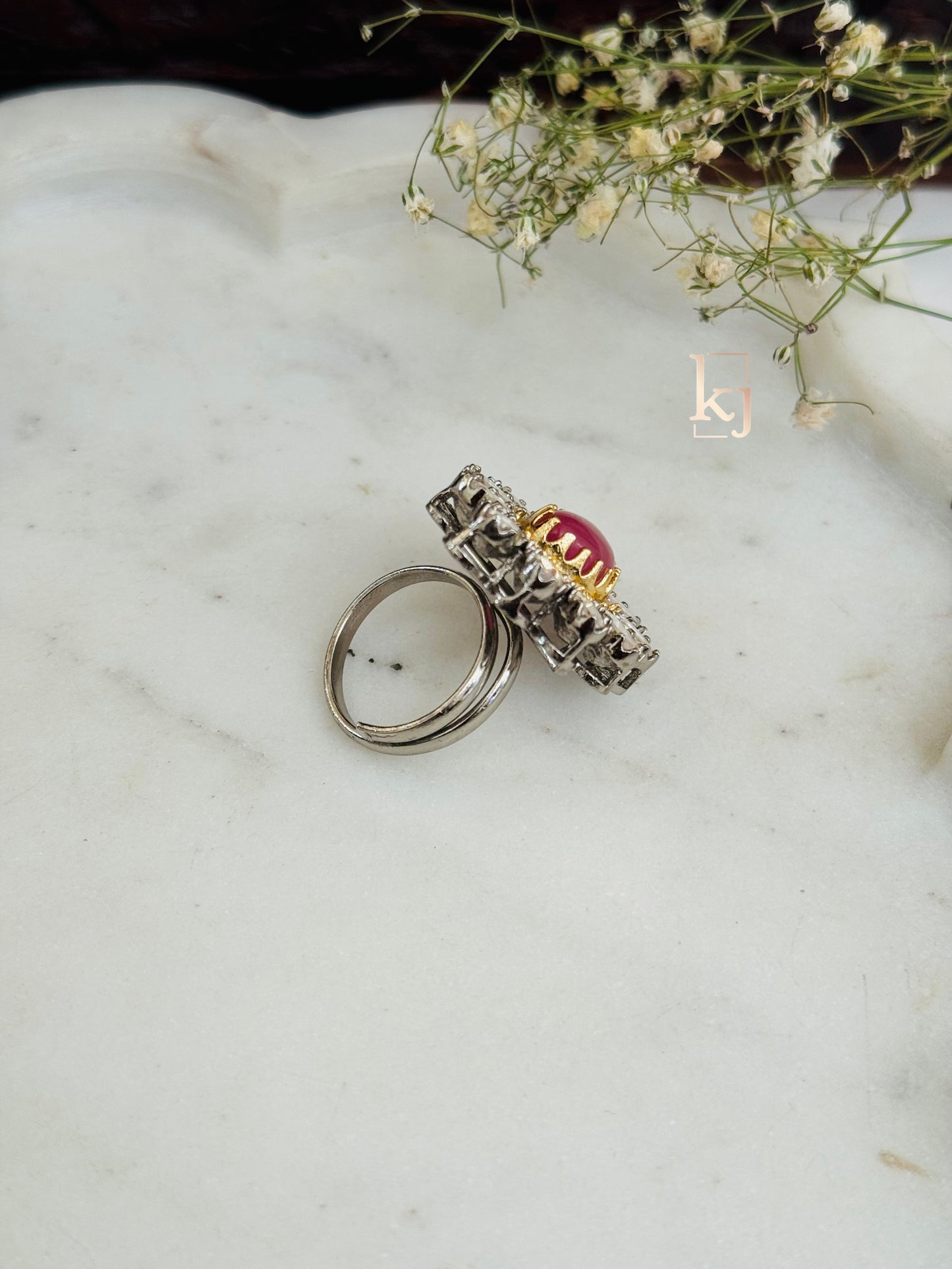 Diva ring