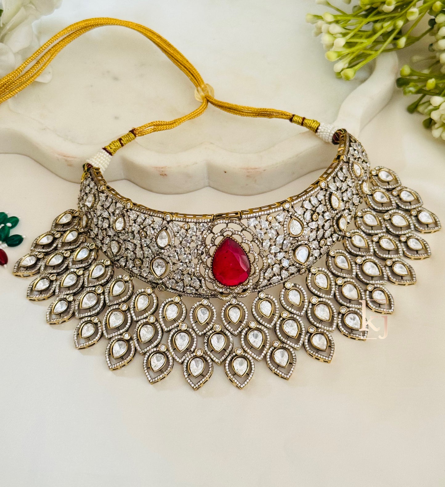 Yukri bridal choker set
