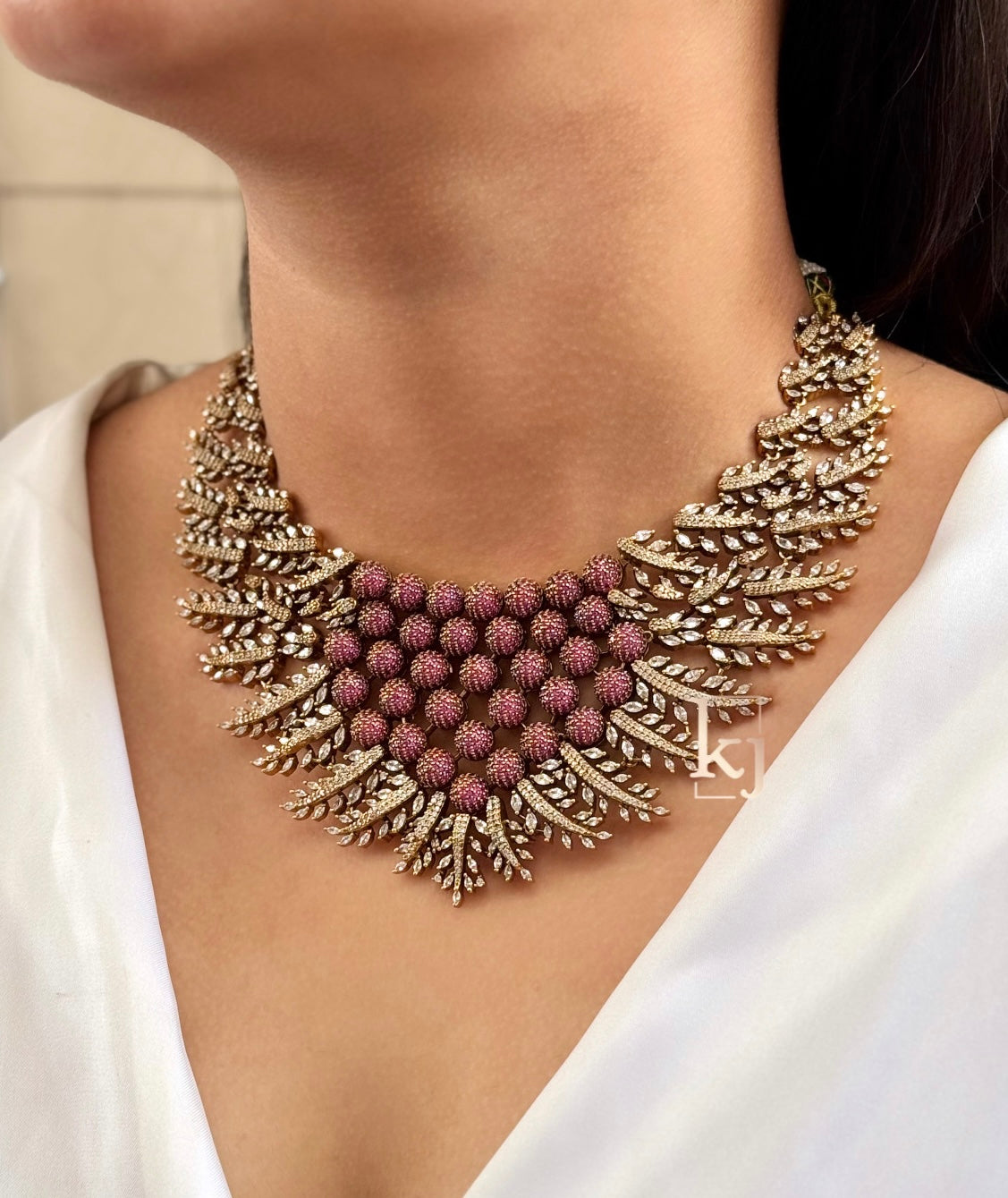Nika necklace set