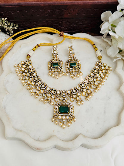 Aubrey necklace set