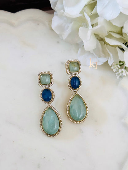 Mia Earrings set