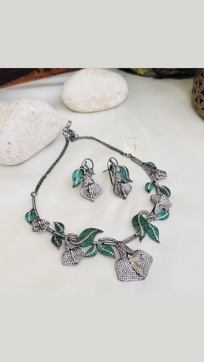 Ayla necklace set