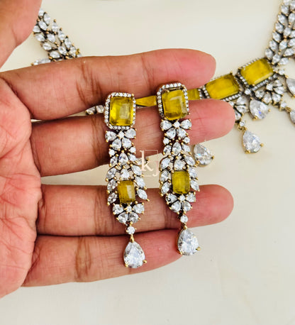 Zion necklace set