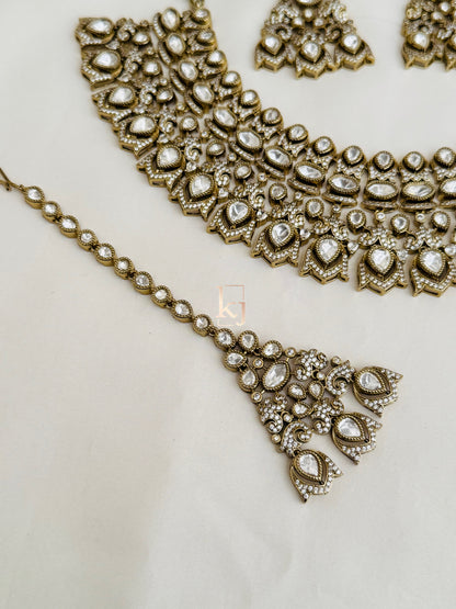 Kwan bridal set
