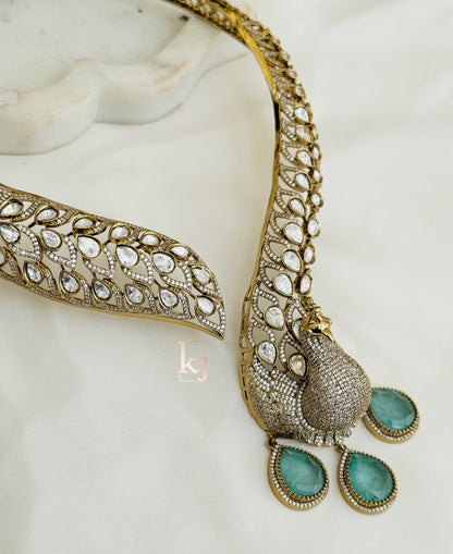 Niraka necklace set