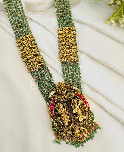 Vina pendant set
