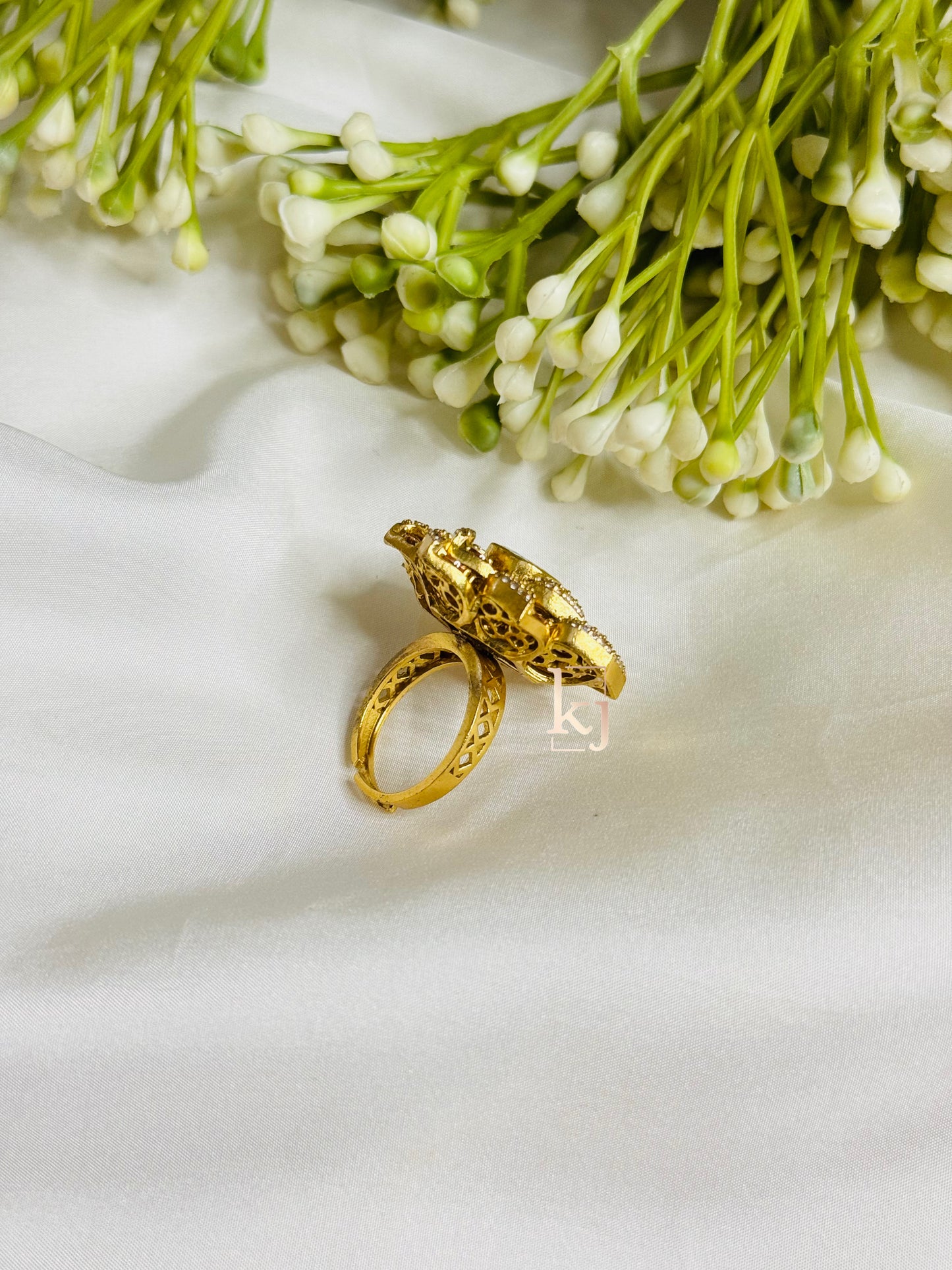 Dian ring