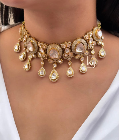 Sarai choker set