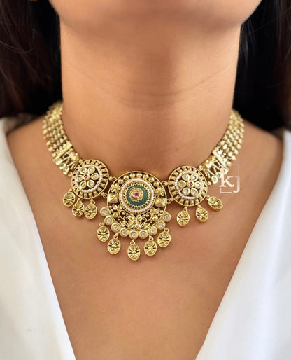 Ilaavani necklace set