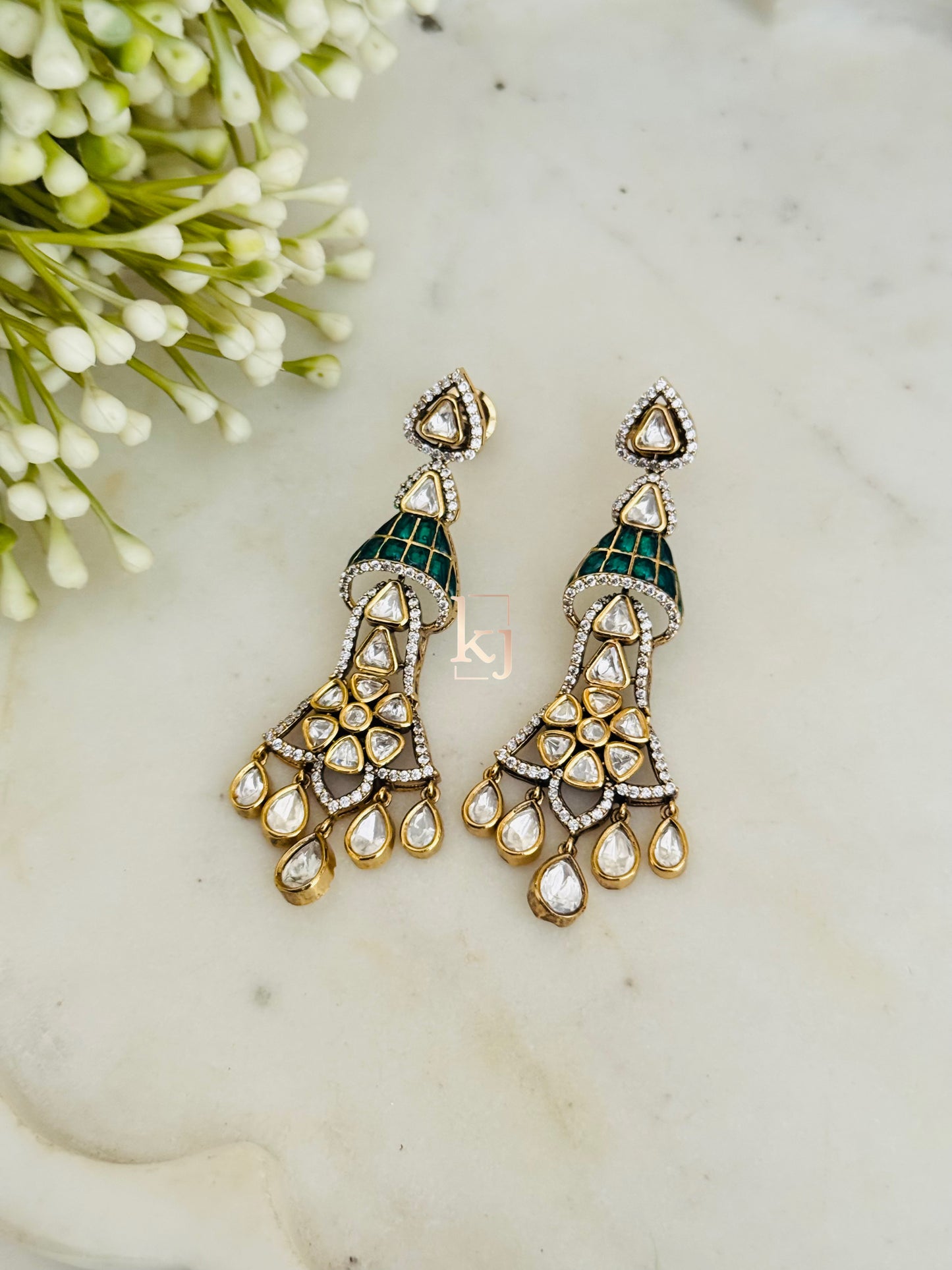 Gebriala earrings set