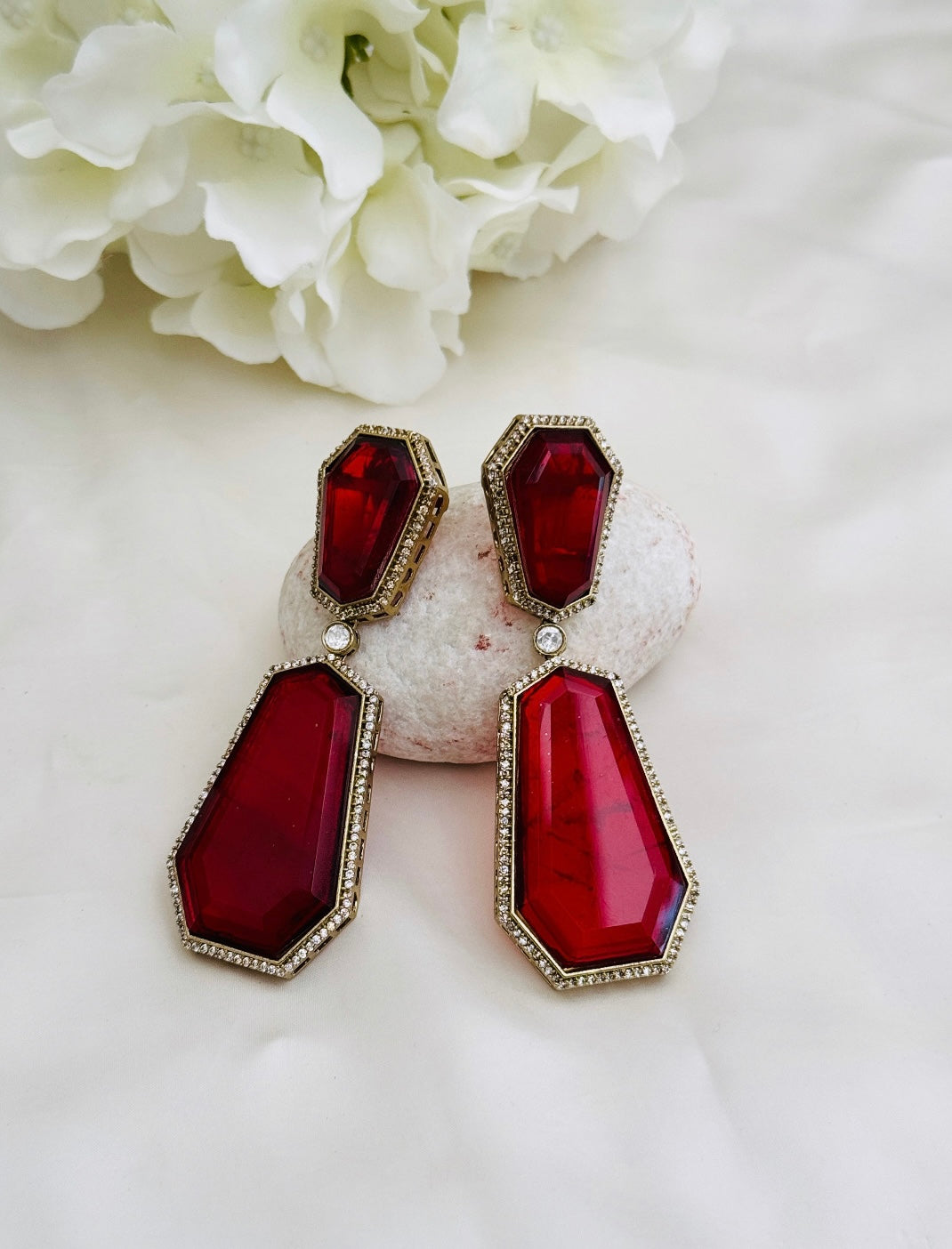 Laina Earrings set