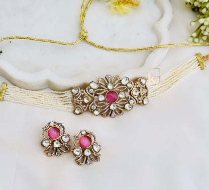 Noila choker set
