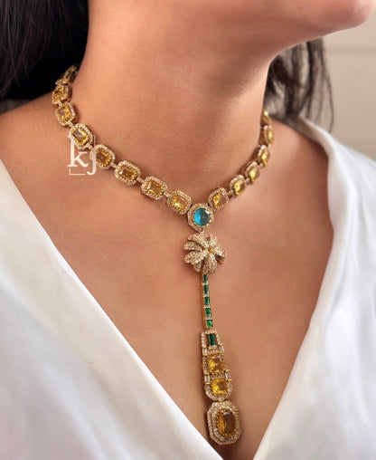 Tessa necklace set