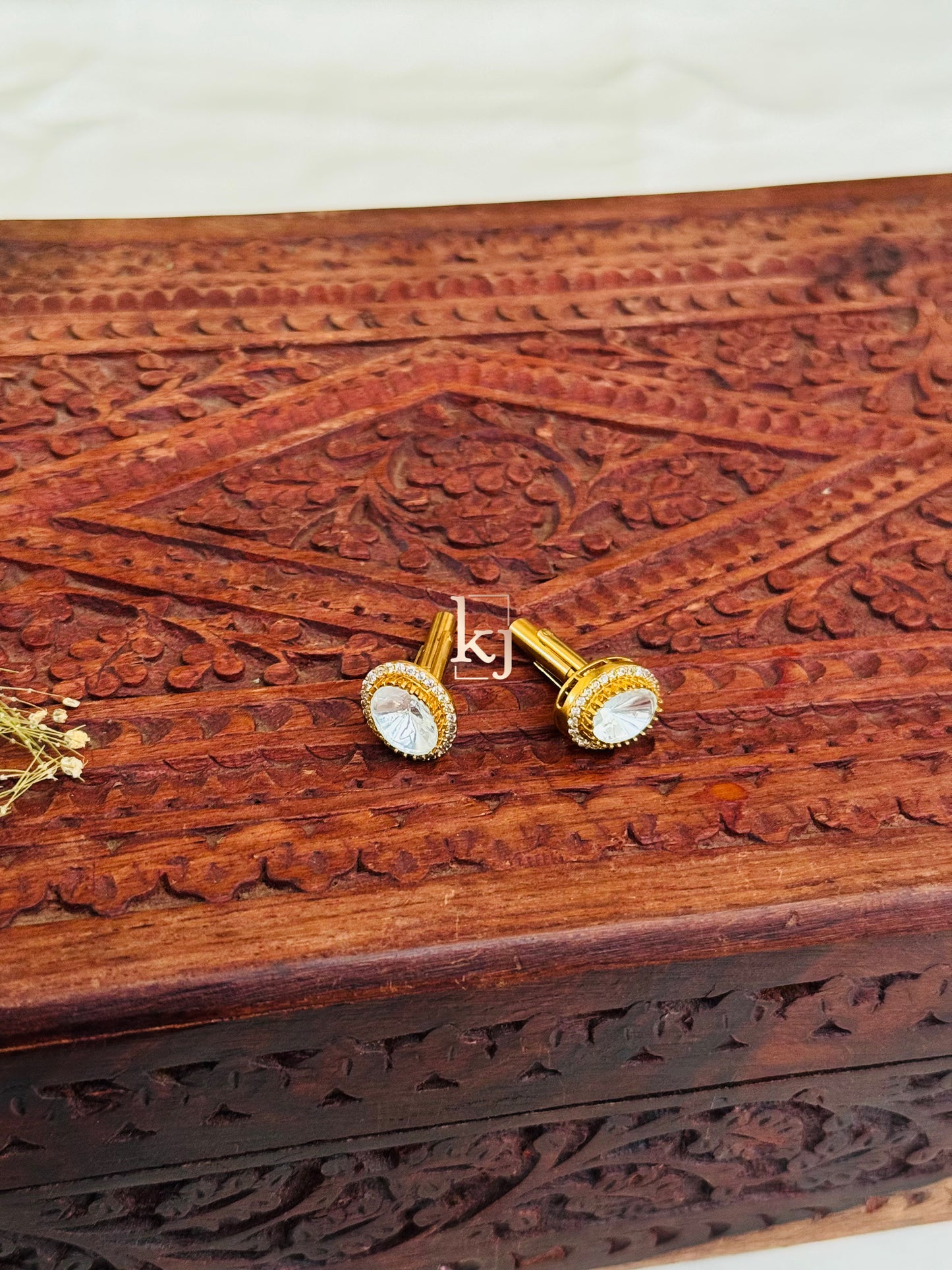 Shrihan cufflinks set
