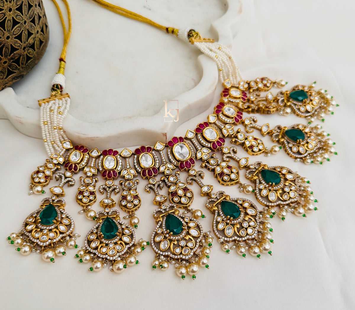 Cora bridal choker set