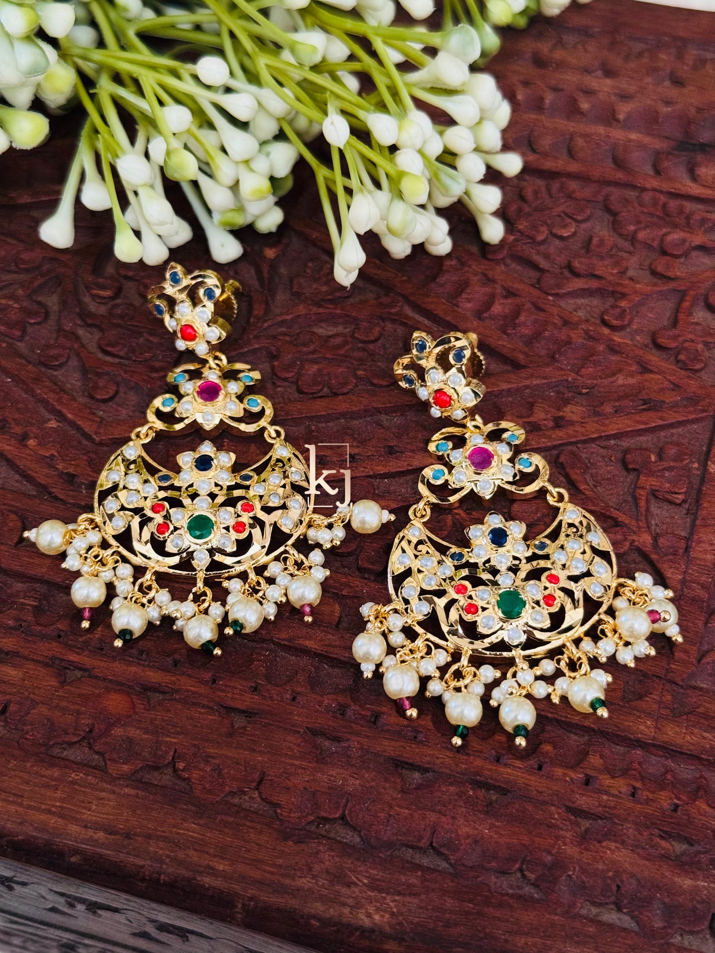 Sharini earrings set