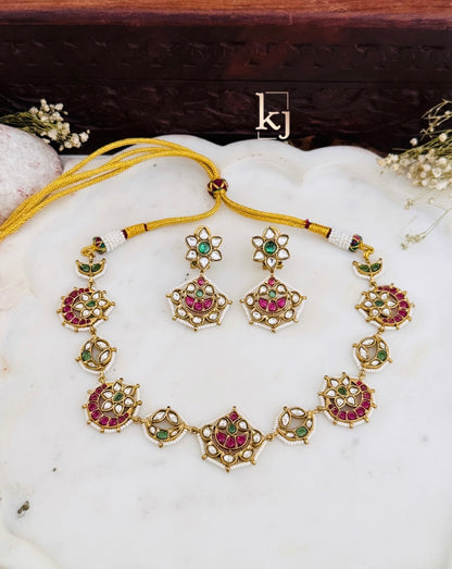 Lennox choker set