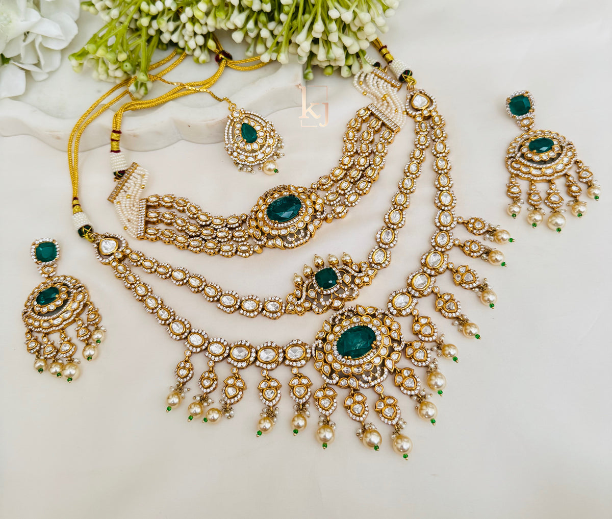 Moana bridal choker set
