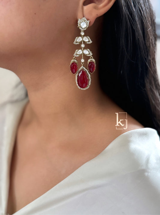 Calix Earrings set