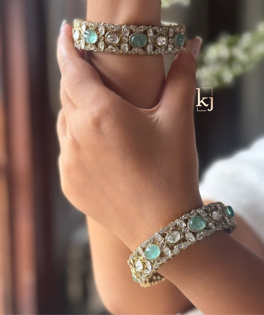 Castia Bangle set pair