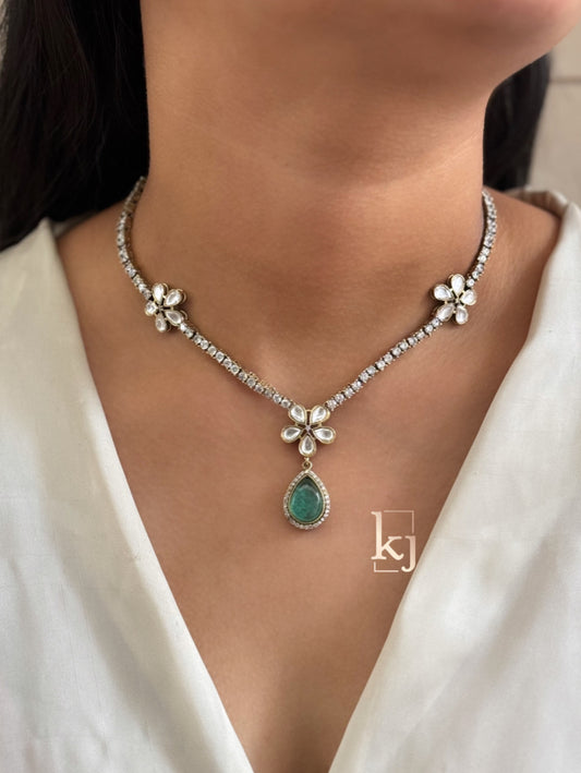 Glove pendant set