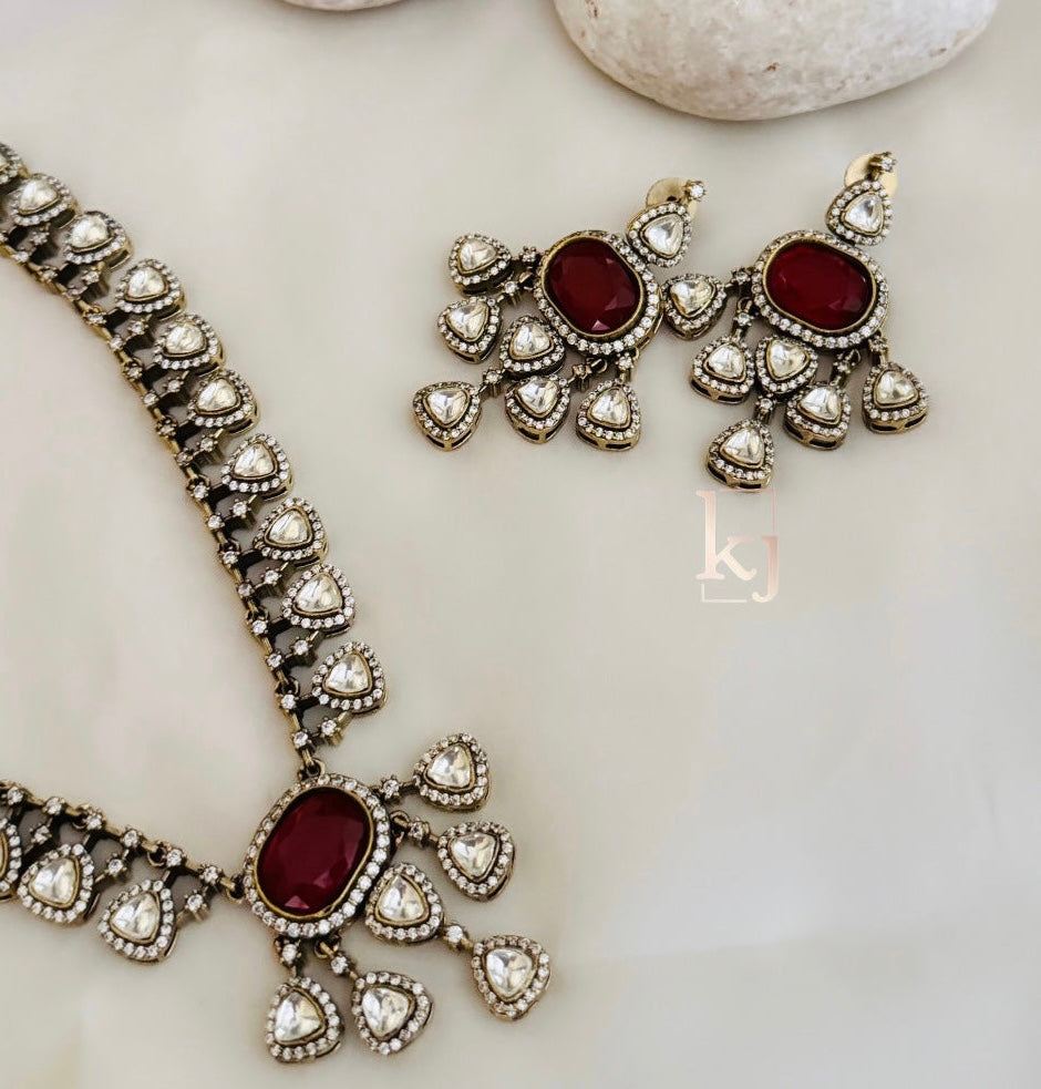 Alaya necklace set