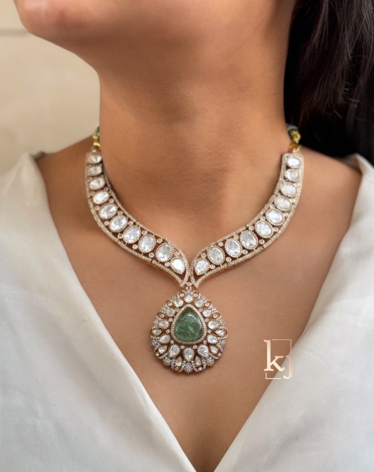 Esti Necklace set