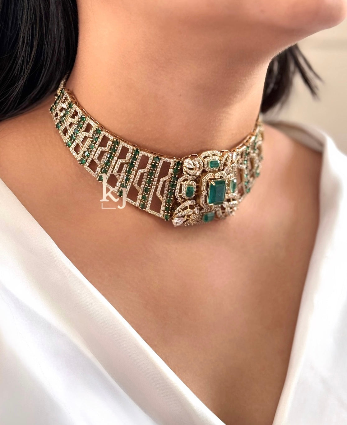 Azara choker set