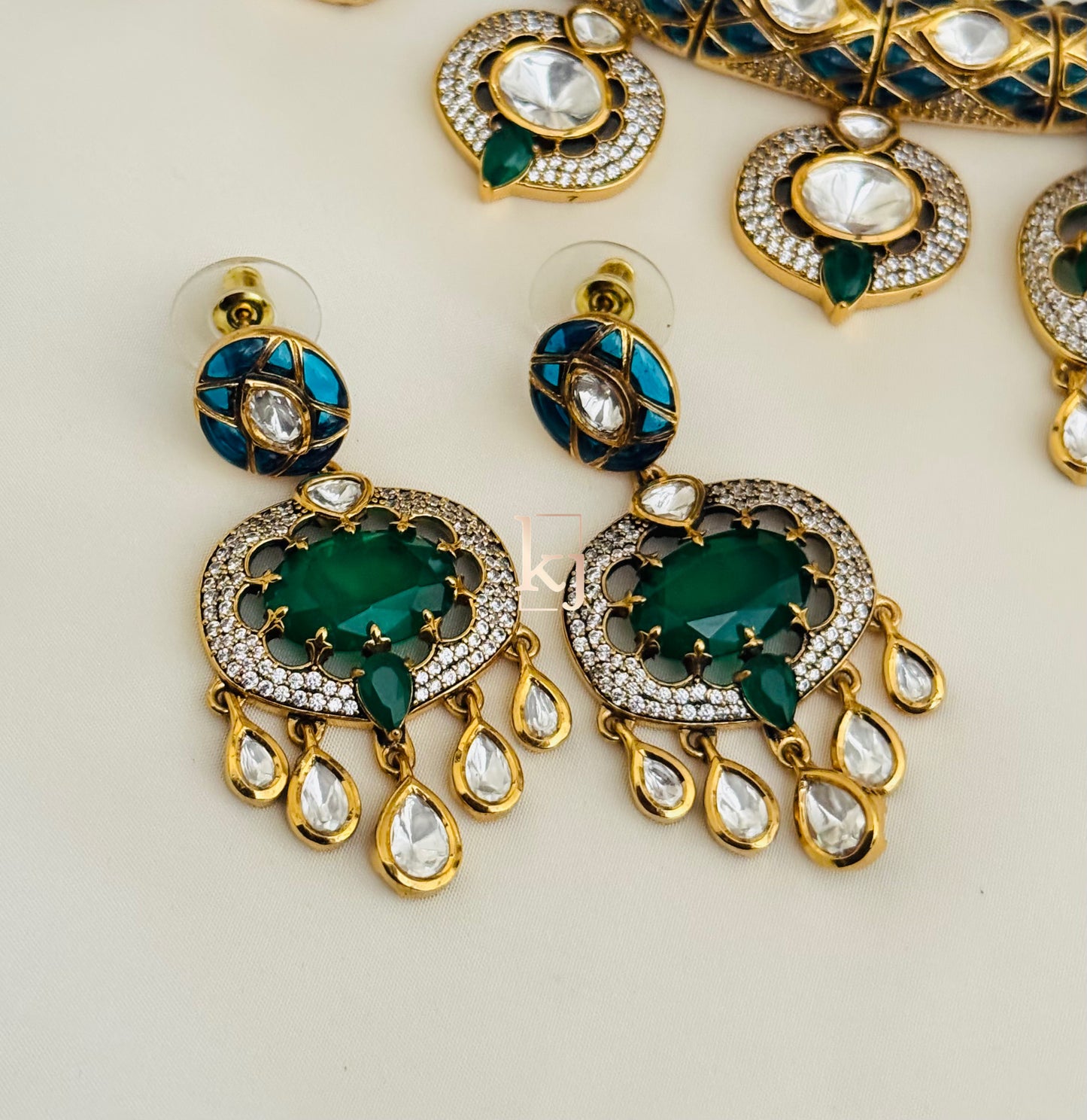 Maira necklace set