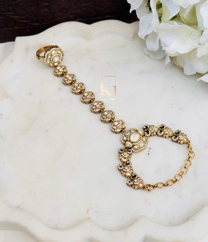 Zahir hathphool single