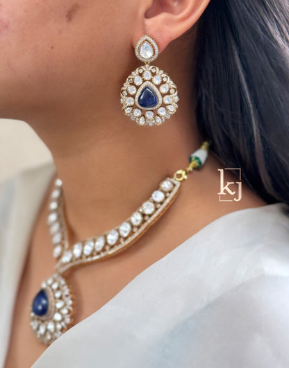 Esti Necklace set