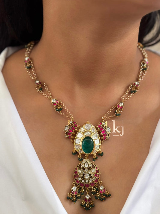 Zorah pendant set