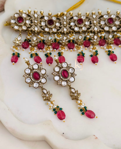 Liar choker set