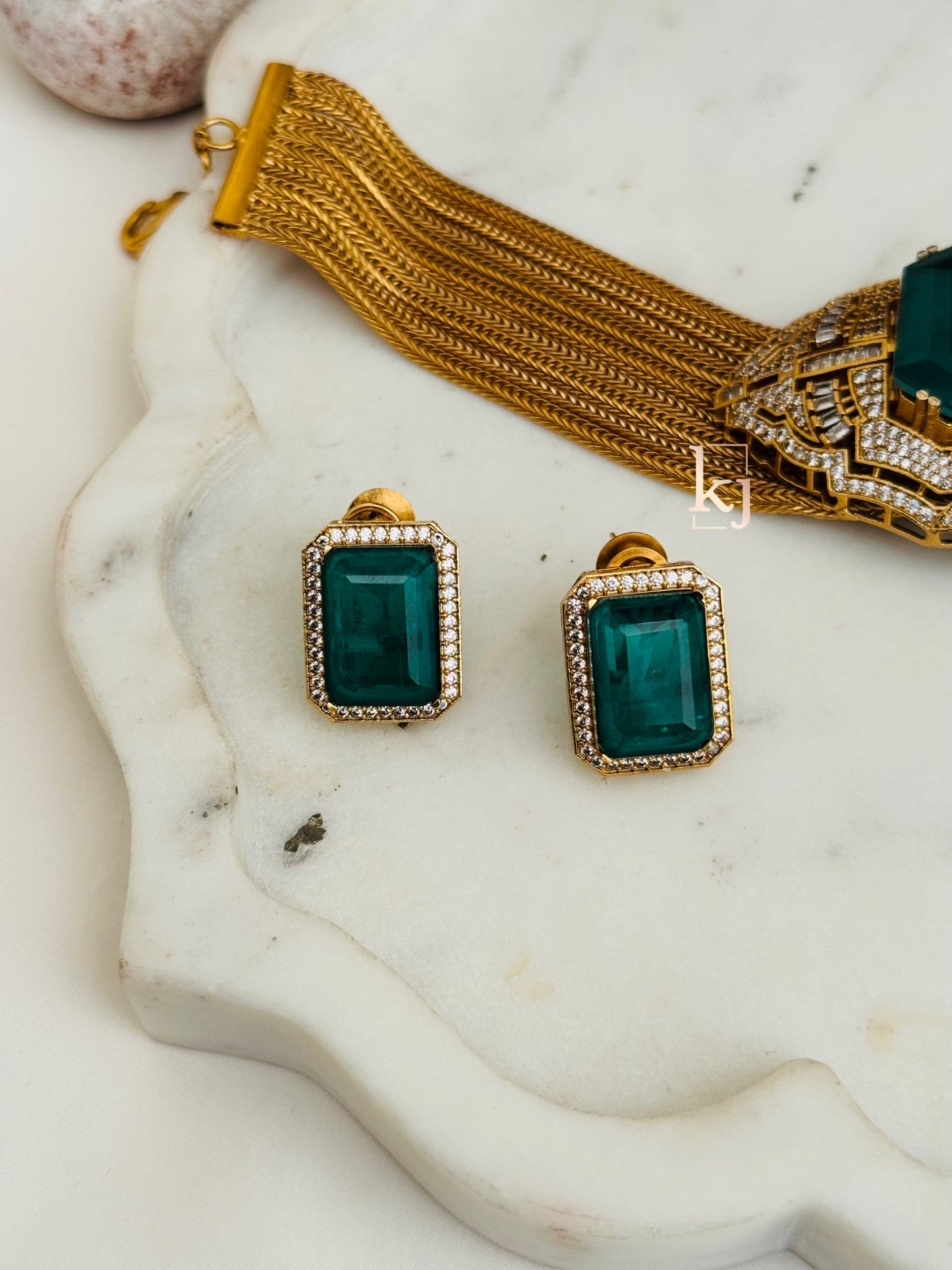 Ragnar choker set