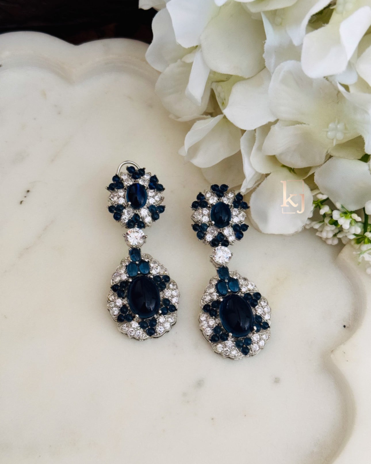 Verity Earrings set