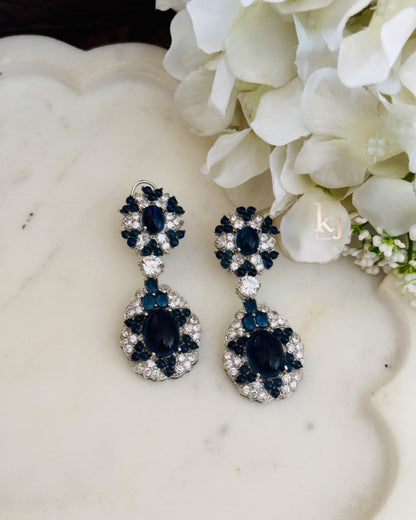 Verity Earrings set