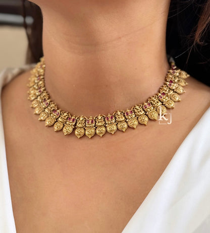 Vaani necklace set