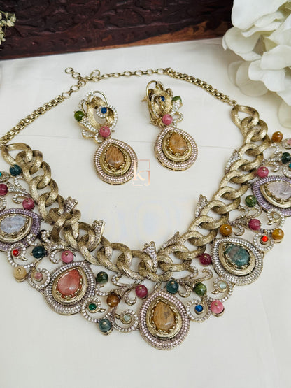 Febiola necklace set