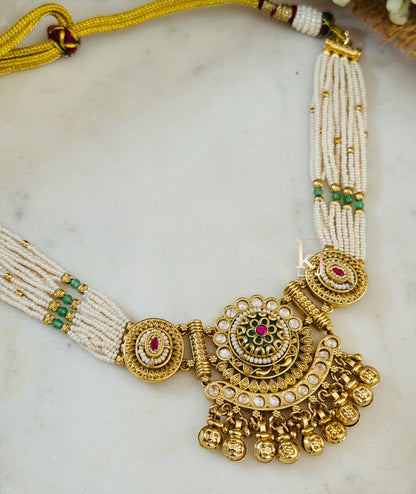 Trasvi necklace set