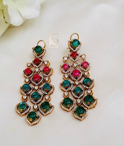 Jeia Earrings set