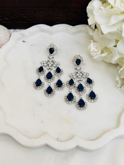 Varena Earrings set