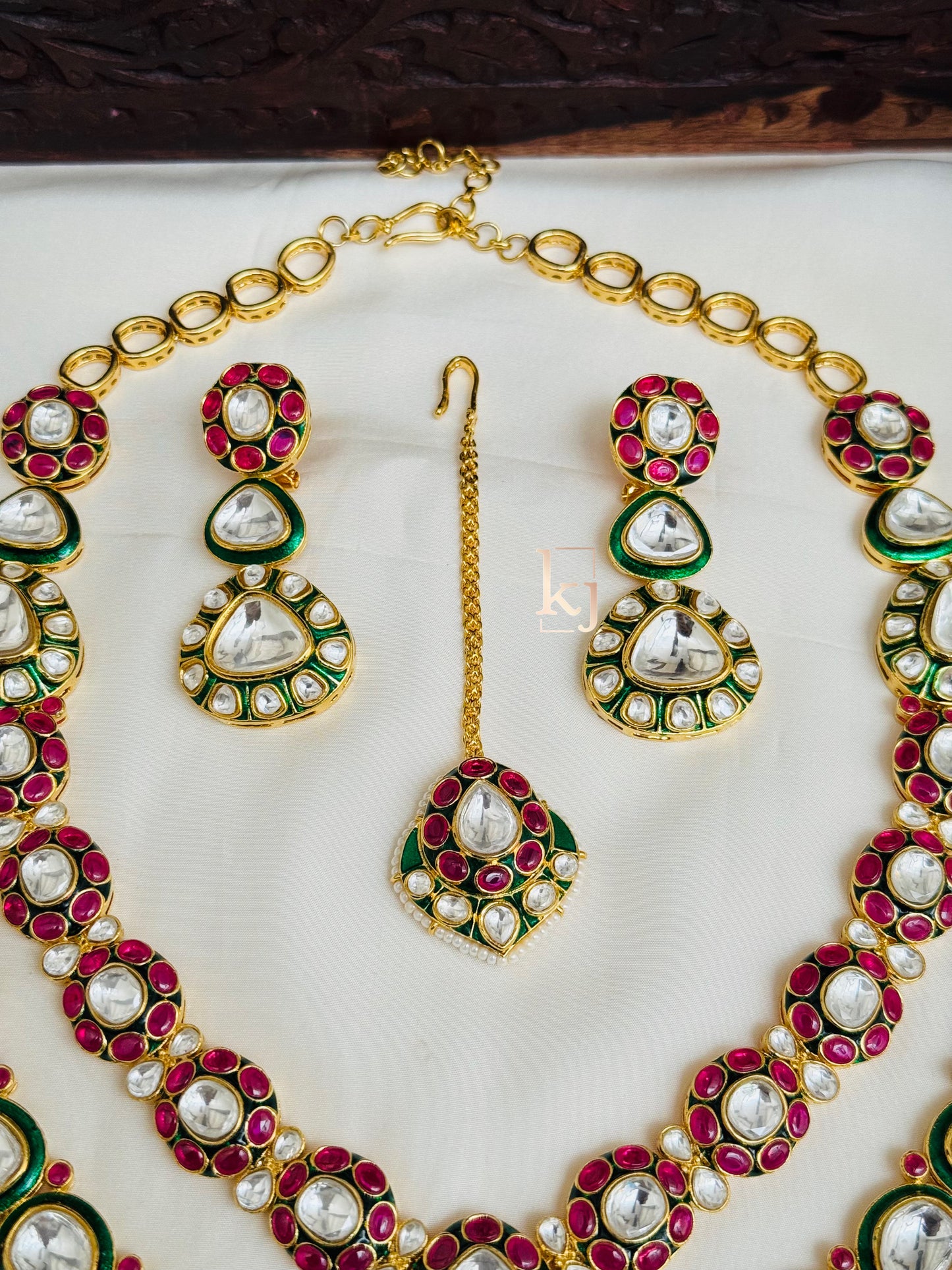 Penelope necklace set